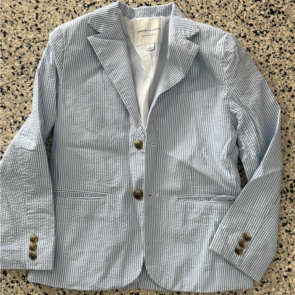 Boys Janie & Jack Blue seersucker Blazer with Tortoise Buttons - size 8